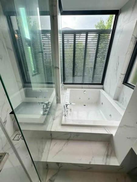 undefined, Bangkok, Bang Na Tai, Bang Na, Bangkok, 4 Bedrooms, 245 sqm, Single Detached House For Sale, by Rungkan Wijitjun, 500534751 - DDproperty.com
