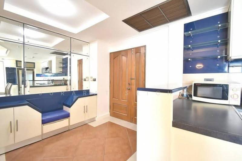 Las Colinas, Bangkok, Sukhumvit 21 Road, Khlongtoei Nua, Watthana, Bangkok, 2 Bedrooms, 102 sqm, Condo For Rent, by Jurarat Srichat, 500534804 - DDproperty.com