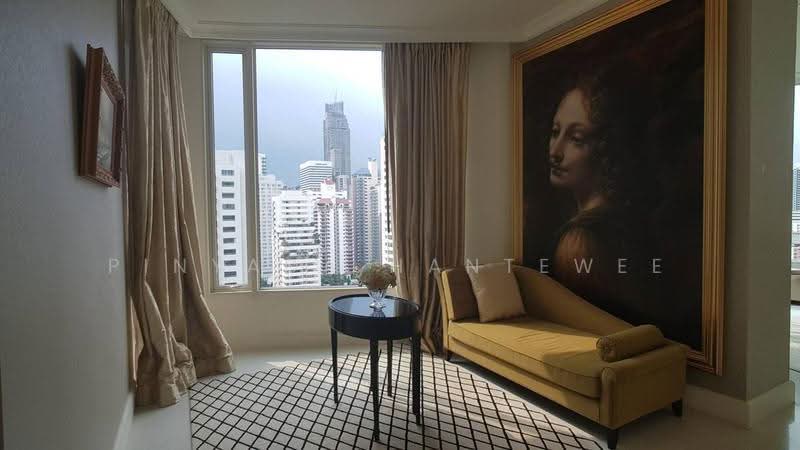 Royce Private Residences, Bangkok, 61 Soi Sukhumvit 31, Khlongtoei Nua, Watthana, Bangkok, 4 Bedrooms, 355 sqm, Condo For Rent, by Pinyada Hantewee, 500534827 - DDproperty.com