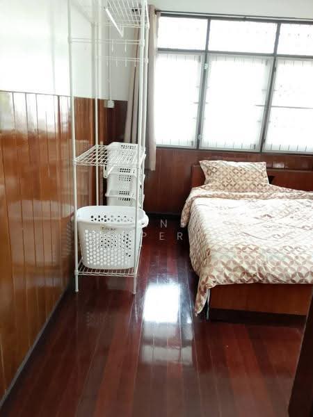 Two-story house on Chimphli Road, Bangkok, , Chim Plee, Taling Chan, Bangkok, 4 Bedrooms, 220 sqm, Single Detached House For Rent, by Connex Property, 500534847 - DDproperty.com