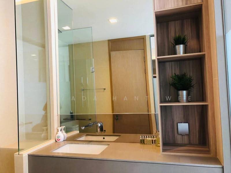The Esse Asoke, Bangkok, 333 Soi Sukhumvit 21, Sukhumvit Road, Khlongtoei Nua, Watthana, Bangkok, 1 Bedroom, 46 sqm, Condo For Rent, by Pinyada Hantewee, 500534857 - DDproperty.com
