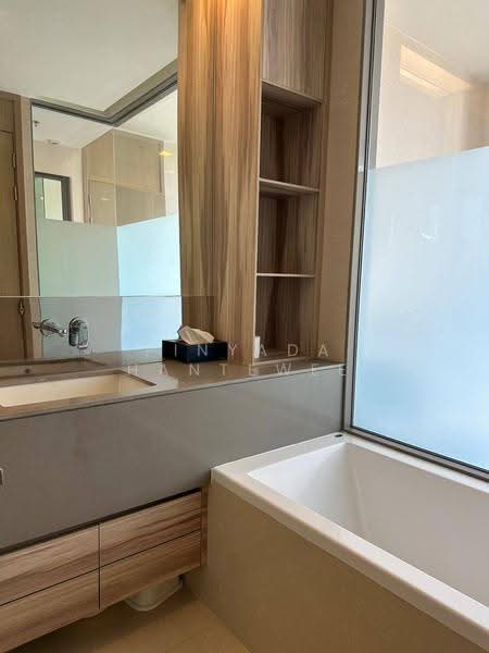 The Esse Asoke, Bangkok, 333 Soi Sukhumvit 21, Sukhumvit Road, Khlongtoei Nua, Watthana, Bangkok, 1 Bedroom, 46 sqm, Condo For Rent, by Pinyada Hantewee, 500534857 - DDproperty.com