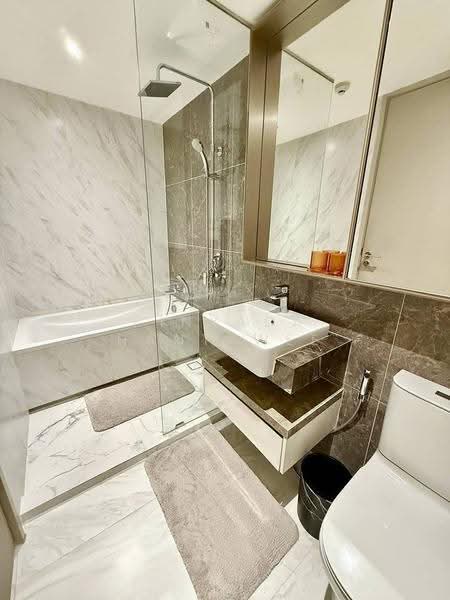 Fynn Asoke, Bangkok, 28 Sukhumvit 10 Alley, Khlong Toei, Bangkok, 1 Bedroom, 37 sqm, Condo For Sale, by Pinyada Hantewee, 500534890 - DDproperty.com