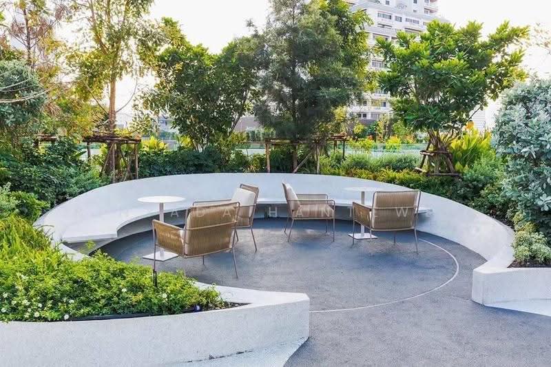 Fynn Asoke, Bangkok, 28 Sukhumvit 10 Alley, Khlong Toei, Bangkok, 1 Bedroom, 37 sqm, Condo For Sale, by Pinyada Hantewee, 500534890 - DDproperty.com