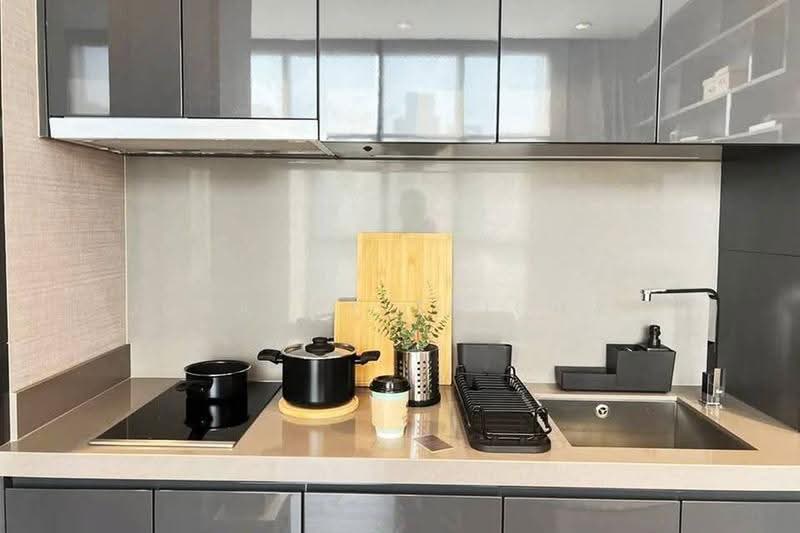 The Diplomat Sathorn, Bangkok, 158 Sathorn Nua Road, Silom, Bang Rak, Bangkok, 1 Bedroom, 52 sqm, Condo For Rent, by Jurarat Srichat, 500534903 - DDproperty.com