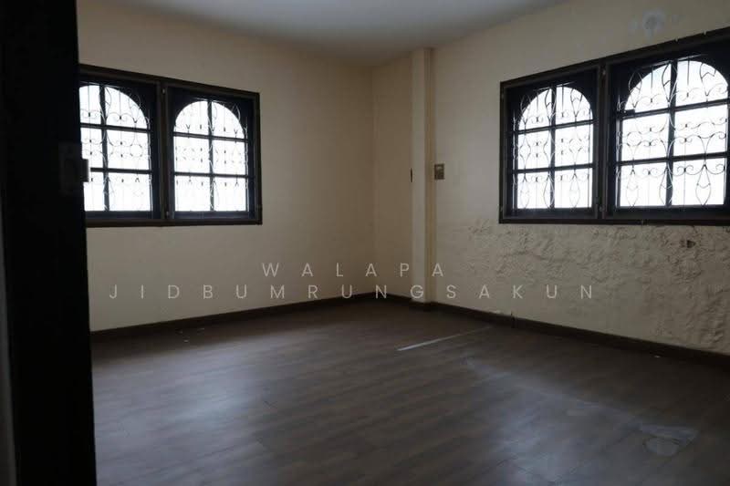 3-BR House, Bangkok, Khan Na Yao, Bangkok, 3 Bedrooms, 140 sqm, Single Detached House For Sale, by Walapa Jidbumrungsakun, 500534904 - DDproperty.com
