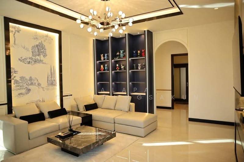 undefined, Bangkok, Khlong Song Ton Nun, Lat Krabang, Bangkok, 5 Bedrooms, 700 sqm, Single Detached House For Rent, by Walapa Jidbumrungsakun, 500534910 - DDproperty.com