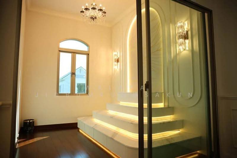 undefined, Bangkok, Khlong Song Ton Nun, Lat Krabang, Bangkok, 5 Bedrooms, 700 sqm, Single Detached House For Rent, by Walapa Jidbumrungsakun, 500534910 - DDproperty.com