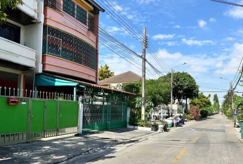 4-BR Townhouse, Bangkok, Bang Na Tai, Bang Na, Bangkok, 4 Bedrooms, 325 sqm, Townhouse For Sale, by Walapa Jidbumrungsakun, 500534922 - DDproperty.com