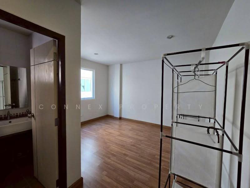Suvarnabhumi Town @ Hua Takhe, Bangkok, ลาดกระบัง, Lat Krabang, Bangkok, 4 Bedrooms, 230 sqm, Townhouse For Rent, by Connex Property, 500534923 - DDproperty.com