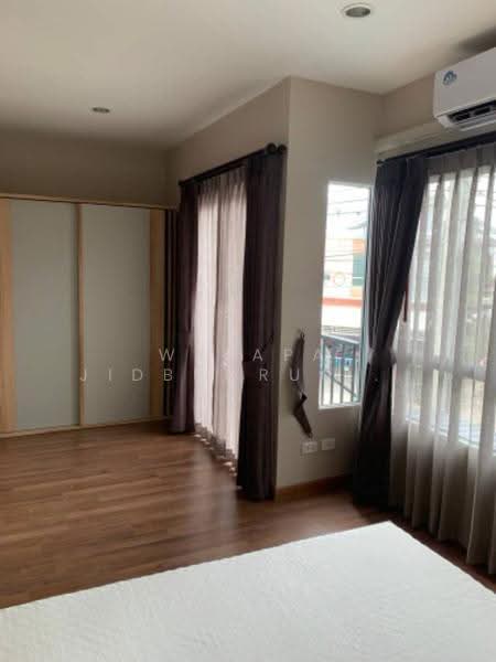 Villette Lite Pattanakarn, Bangkok, Soi Phatthanakan 38, Phatthanakan Road, Suan Luang, Bangkok, 3 Bedrooms, 125 sqm, Townhouse For Sale, by Walapa Jidbumrungsakun, 500534927 - DDproperty.com