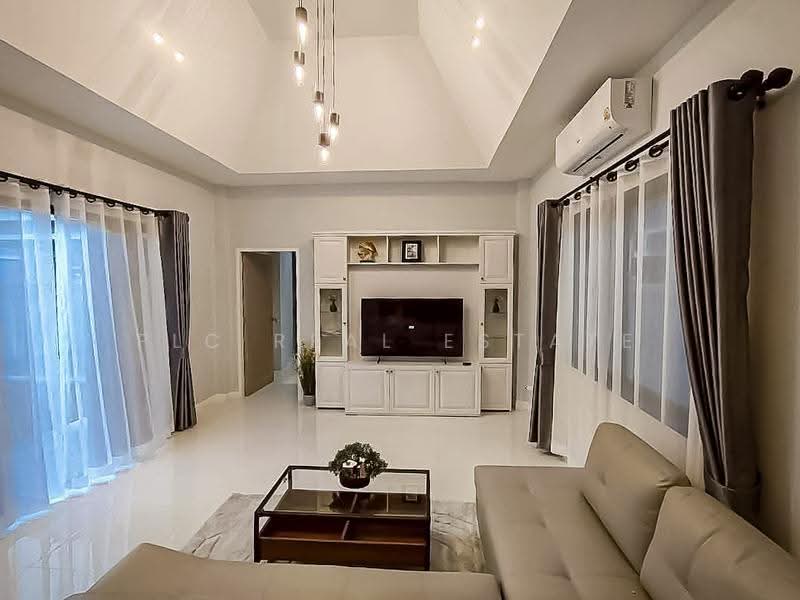 Modern House for Sale Huai Yai Pattaya 3 Bedrooms Private Pool, Chon Buri (Pattaya), Bang Lamung, Bang Lamung (Pattaya), Chon Buri (Pattaya), 3 Bedrooms, 308 sqm, Villa For Sale, by PLC real estate, 500534956 - DDproperty.com
