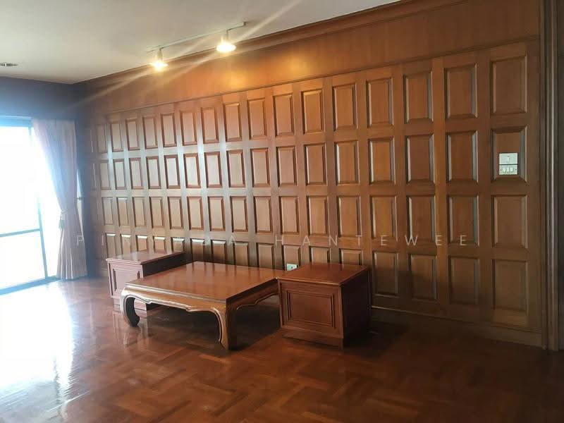 Tower Park, Bangkok, 88 Soi Sukhumvit 3, Sukhumvit Road, Khlongtoei Nua, Watthana, Bangkok, 3 Bedrooms, 275 sqm, Condo For Sale, by Pinyada Hantewee, 500534974 - DDproperty.com