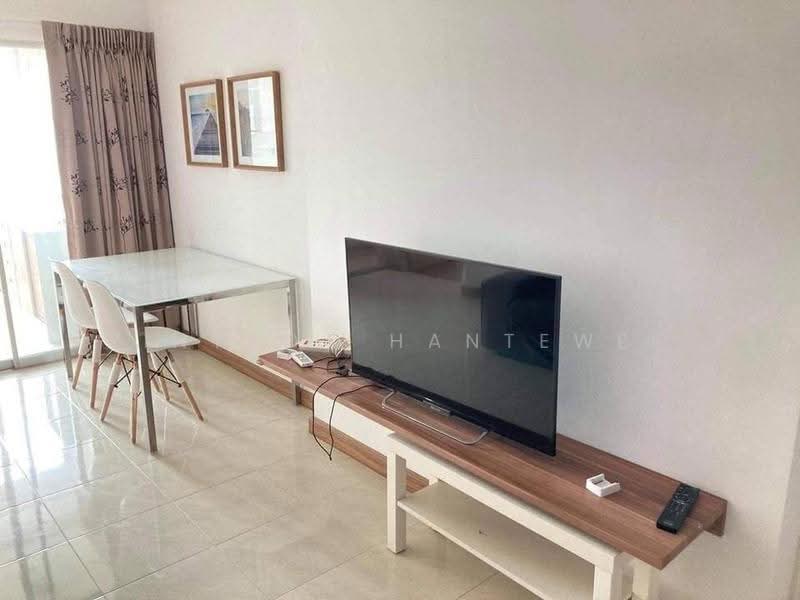 Supalai Park Ekkamai-Thonglor, Bangkok, Petchaburi Road, Bang Kapi, Huai Khwang, Bangkok, 1 Bedroom, 55 sqm, Condo For Sale, by Pinyada Hantewee, 500535007 - DDproperty.com