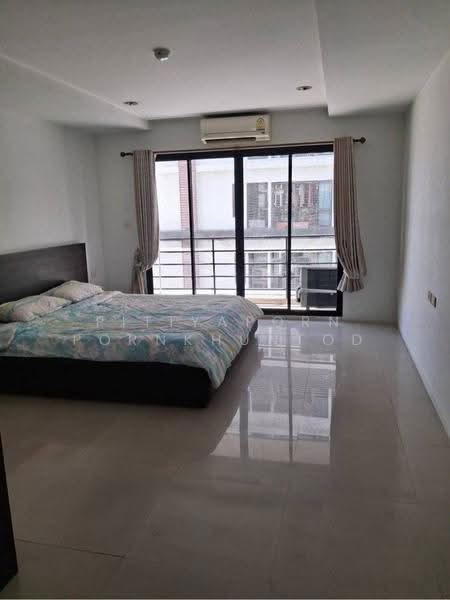 De Blue Resort Condominium South Pattaya, Chon Buri (Pattaya), 50 สุขุมวิท, Nong Pru, Bang Lamung (Pattaya), Chon Buri (Pattaya), 1 Bedroom, 55 sqm, Condo For Sale, by Pitiyaporn Pornkhuntod, 500535014 - DDproperty.com