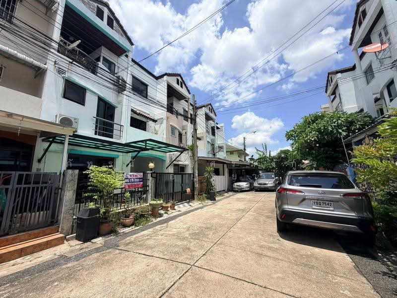 หมู่บ้านธันยกานต์ 2, กรุงเทพ, คลองกุ่ม, บึงกุ่ม, กรุงเทพ, 76 ตร.ม., ทาวน์เฮ้าส์ ขาย, โดย ภัทรนัน อิศรางกูร ณ อยุธยา, 500535016 - DDproperty.com