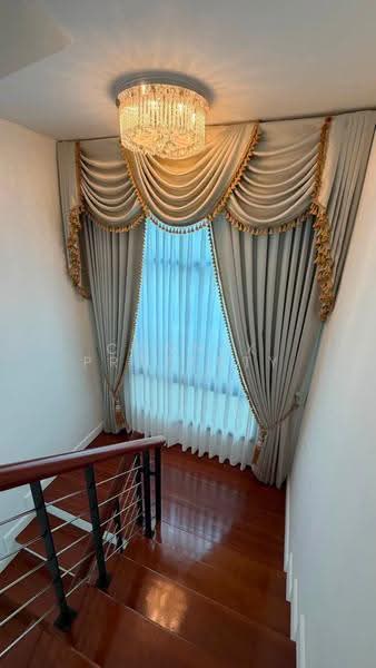 Pool villa with a swimming pool, On Nut 46, Bangkok, , Suan Luang, Bangkok, 5 Bedrooms, 200 sqm, Single Detached House For Rent, by Connex Property, 500535020 - DDproperty.com