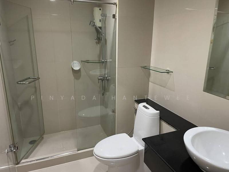 Nusasiri Grand, Bangkok, Soi Sukhumvit 42, Phra Kanong, Khlong Toei, Bangkok, 1 Bedroom, 80 sqm, Condo For Sale, by Pinyada Hantewee, 500535024 - DDproperty.com