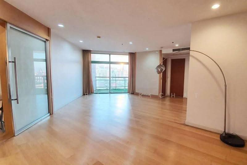 Chatrium Residence Riverside, Bangkok, 26 Chareonkrung Road, Wat Prayakrai, Bang Kho Laem, Bangkok, 4 Bedrooms, 252 sqm, Apartment For Sale, by Jurarat Srichat, 500535025 - DDproperty.com