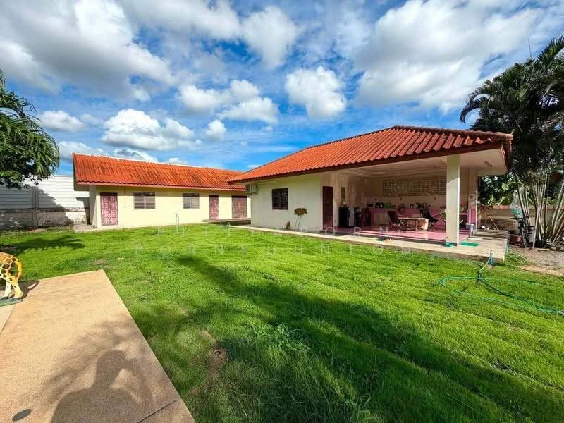 undefined, Chon Buri (Pattaya), Huai Yai, Bang Lamung (Pattaya), Chon Buri (Pattaya), 4 Bedrooms, 210 sqm, Villa For Sale, by Pitiyaporn Pornkhuntod, 500535041 - DDproperty.com
