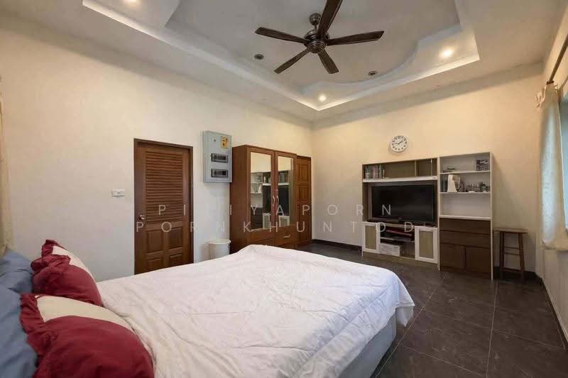 undefined, Chon Buri (Pattaya), Huai Yai, Bang Lamung (Pattaya), Chon Buri (Pattaya), 4 Bedrooms, 210 sqm, Villa For Sale, by Pitiyaporn Pornkhuntod, 500535041 - DDproperty.com