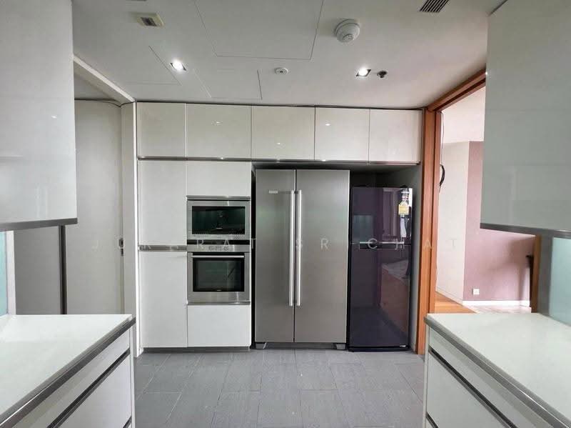 The Met Sathorn, Bangkok, 123 South Sathorn Road, Thung Maha Mek, Sathon, Bangkok, 3 Bedrooms, 192 sqm, Condo For Rent, by Jurarat Srichat, 500535049 - DDproperty.com