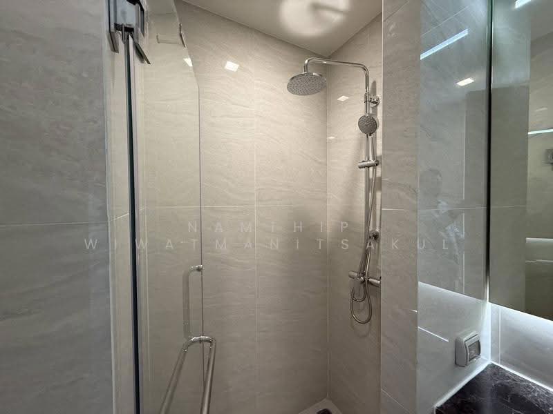 Noble State 39, Bangkok, 35 Soi Sukhumvit 39, Khlong Tan Nua, Watthana, Bangkok, 2 Bedrooms, 60 sqm, Condo For Rent, by Namthip Wiwatmanitsakul, 500535086 - DDproperty.com