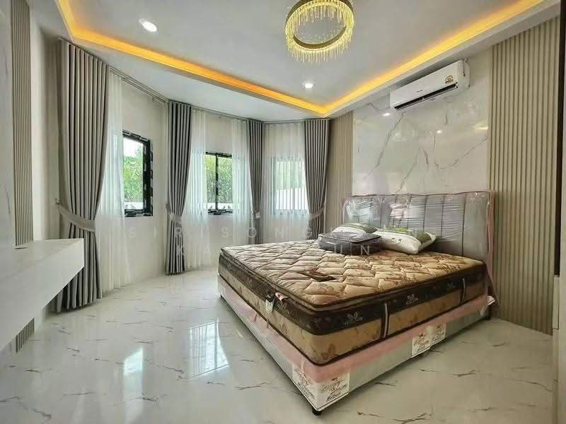4-BR House, Chon Buri (Pattaya), Nong Pru, Bang Lamung (Pattaya), Chon Buri (Pattaya), 4 Bedrooms, 220 sqm, Single Detached House For Rent, by Sirisongkran Kasemkun, 500535088 - DDproperty.com