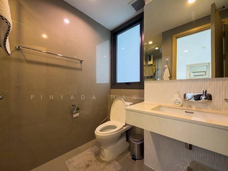 Rhythm Sukhumvit 42, Bangkok, Soi Sukhumvit 42, Sukhumvit Road, Phra Kanong, Khlong Toei, Bangkok, 2 Bedrooms, 57 sqm, Condo For Rent, by Pinyada Hantewee, 500535123 - DDproperty.com