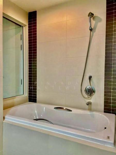 The Crest Sukhumvit 49, Bangkok, Sukhumvit 49, Khlong Tan Nua, Watthana, Bangkok, 1 Bedroom, 34 sqm, Condo For Sale, by Pinyada Hantewee, 500535146 - DDproperty.com