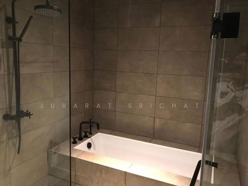 The Lofts Asoke, Bangkok, Sukhumvit 21 Road, Khlongtoei Nua, Watthana, Bangkok, 1 Bedroom, 49 sqm, Condo For Sale, by Jurarat Srichat, 500535148 - DDproperty.com