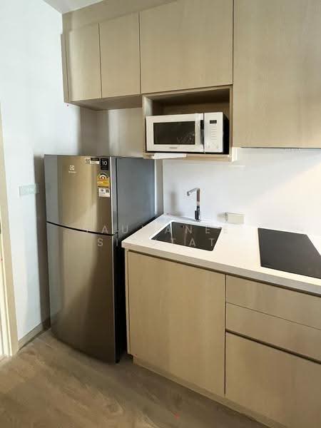 Noble State 39, Bangkok, 35 Soi Sukhumvit 39, Khlong Tan Nua, Watthana, Bangkok, 1 Bedroom, 30 sqm, Condo For Rent, by Sauwanee Sisutat, 500535155 - DDproperty.com