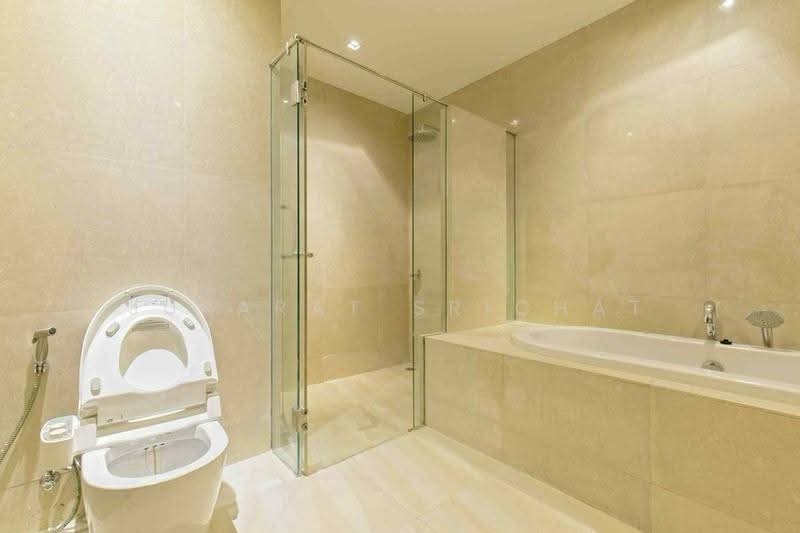 The Madison, Bangkok, Sukhumvit 41, Khlong Tan Nua, Watthana, Bangkok, 2 Bedrooms, 115 sqm, Condo For Rent, by Jurarat Srichat, 500535170 - DDproperty.com