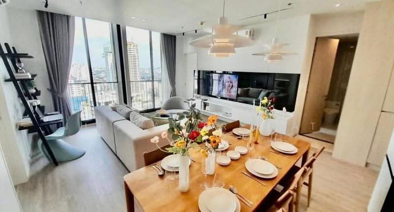Noble State 39, Bangkok, 35 Soi Sukhumvit 39, Khlong Tan Nua, Watthana, Bangkok, 2 Bedrooms, 69 sqm, Condo For Rent, by Jurarat Srichat, 500535174 - DDproperty.com