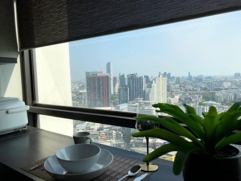 Rhythm Sukhumvit 44/1, Bangkok, Sukhumvit Road, Phra Kanong, Khlong Toei, Bangkok, 1 Bedroom, 45 sqm, Condo For Rent, by Pinyada Hantewee, 500535177 - DDproperty.com