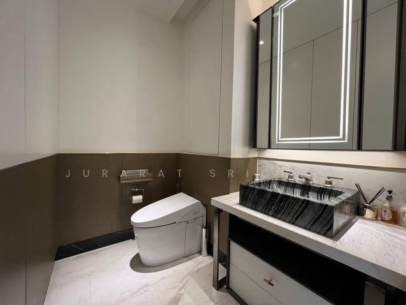 The Residences At Mandarin Oriental, Bangkok, 117 Charoen Nakorn Road, Khlong Ton Sai, Khlong San, Bangkok, 2 Bedrooms, 128 sqm, Condo For Rent, by Jurarat Srichat, 500535191 - DDproperty.com