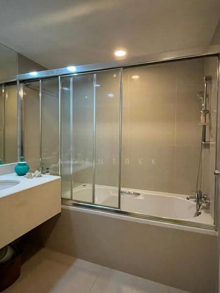 The Trendy, Bangkok, 10 Soi Sukhumvit 13, Khlongtoei Nua, Watthana, Bangkok, 1 Bedroom, 36 sqm, Condo For Rent, by Agentbkk, 500535221 - DDproperty.com