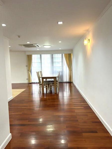 Acadamia Grand Tower, Bangkok, Soi Sukhumvit 43, Khlong Tan Nua, Watthana, Bangkok, 1 Bedroom, 165 sqm, Condo For Rent, by Pinyada Hantewee, 500535244 - DDproperty.com