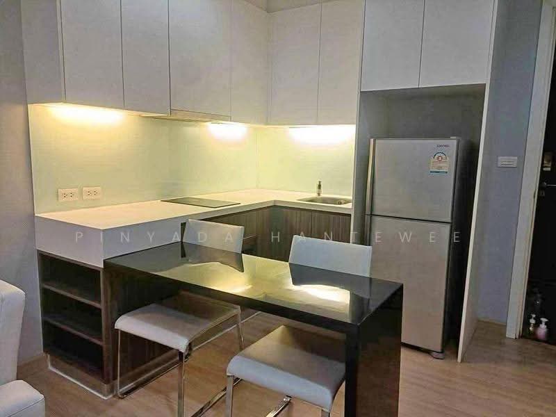 Urbano Absolute Sathon-Taksin, Bangkok, 345 Charoen Nakhon 14/2 Alley, Khlong Ton Sai, Khlong San, Bangkok, 1 Bedroom, 38 sqm, Condo For Rent, by Pinyada Hantewee, 500535251 - DDproperty.com
