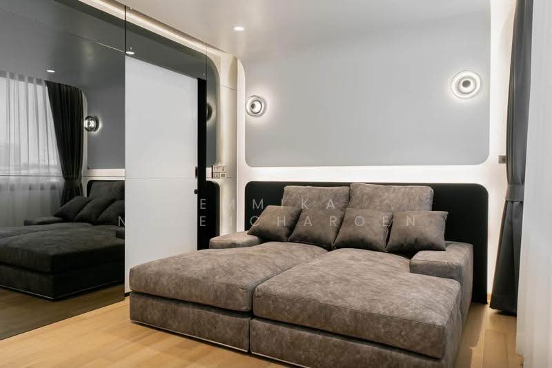 LUXE 35 Ratchada-Ladprao, Bangkok, Soi Lat Phrao 35, Lat Phrao Road, Chan Kasem, Chatuchak, Bangkok, 3 Bedrooms, 400 sqm, Townhouse For Rent, by Emmika Ngoencharoen, 500535280 - DDproperty.com
