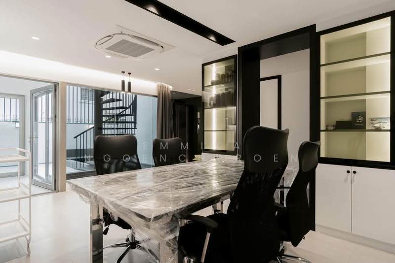 LUXE 35 Ratchada-Ladprao, Bangkok, Soi Lat Phrao 35, Lat Phrao Road, Chan Kasem, Chatuchak, Bangkok, 3 Bedrooms, 400 sqm, Townhouse For Rent, by Emmika Ngoencharoen, 500535280 - DDproperty.com