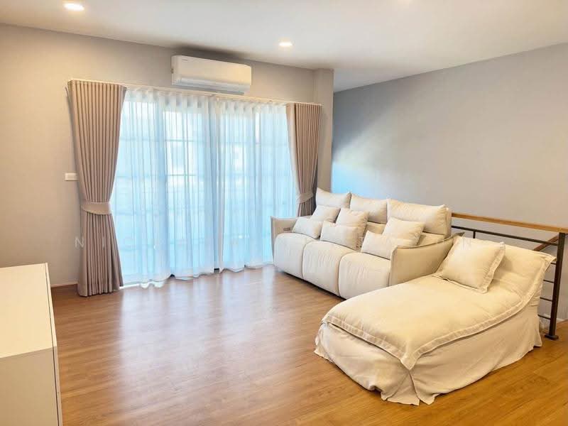 Centro Bangna, Samut Prakan, 111 Soi 3, Bang Kaeo, Bang Plee, Samut Prakan, 4 Bedrooms, 303 sqm, Single Detached House For Sale, by Nichapa Nuntapun, 500535282 - DDproperty.com