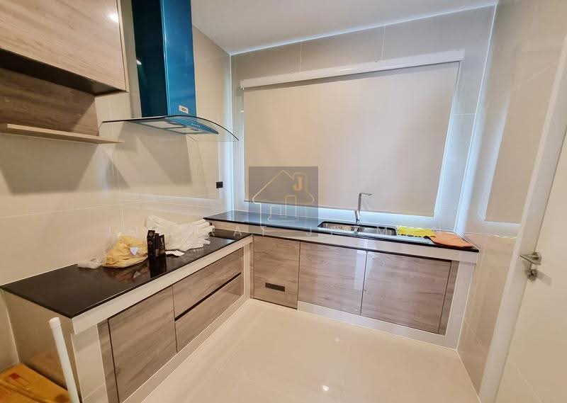 Burasiri Krungthep Kreetha, Bangkok, 95 Soi Pracha Ruam Chai, Hua Mak, Bang Kapi, Bangkok, 4 Bedrooms, 300 sqm, Single Detached House For Rent, by Jutarat Jitmun, 500535285 - DDproperty.com
