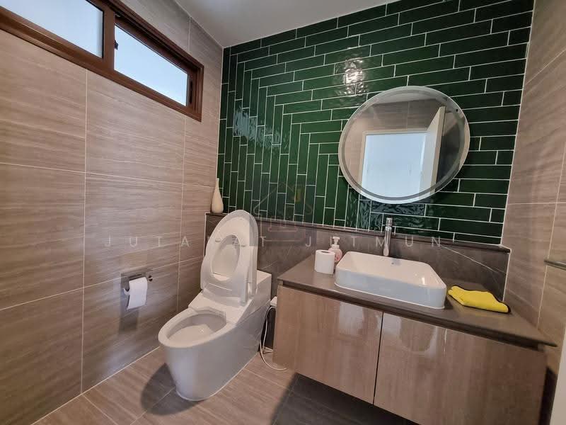 Burasiri Krungthep Kreetha, Bangkok, 95 Soi Pracha Ruam Chai, Hua Mak, Bang Kapi, Bangkok, 4 Bedrooms, 300 sqm, Single Detached House For Rent, by Jutarat Jitmun, 500535285 - DDproperty.com