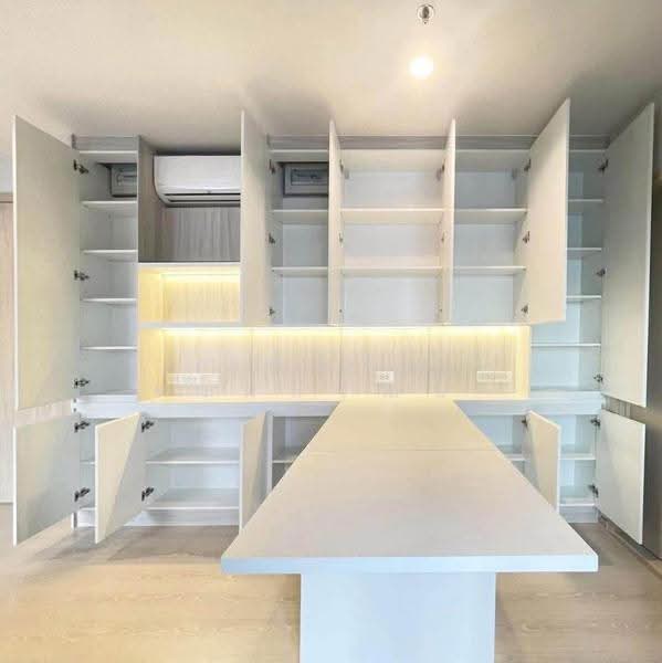 NUE Noble Ngamwongwan, Nonthaburi, Ngamwongwan Road, Bang Khen, Muang Nonthaburi, Nonthaburi, 2 Bedrooms, 44 sqm, Condo For Sale, by Narupon Jongmanwattana, 500535309 - DDproperty.com
