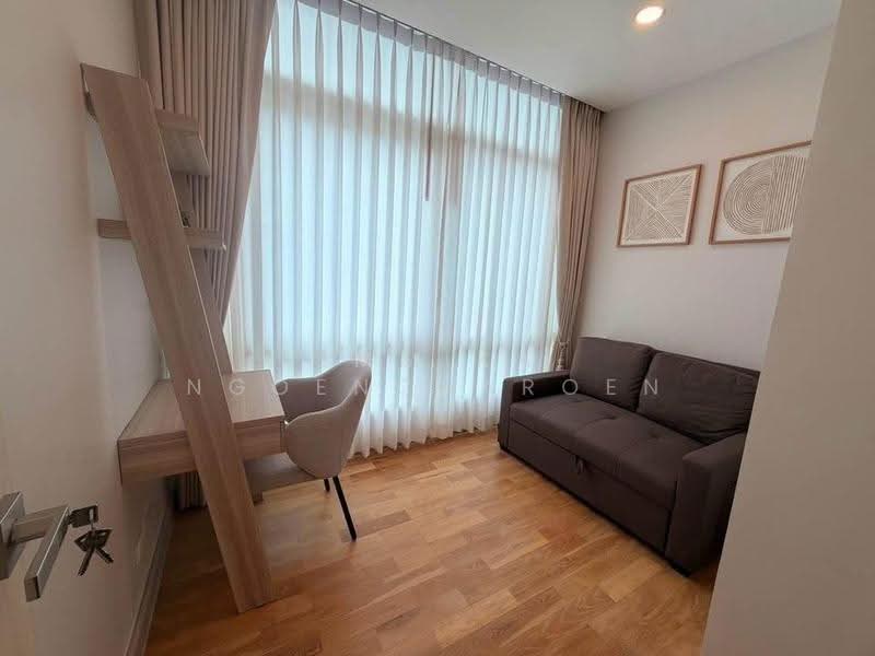 The Height, Bangkok, Soi Sukhumvit 55, Khlong Tan Nua, Watthana, Bangkok, 3 Bedrooms, 165 sqm, Condo For Rent, by Emmika Ngoencharoen, 500535323 - DDproperty.com