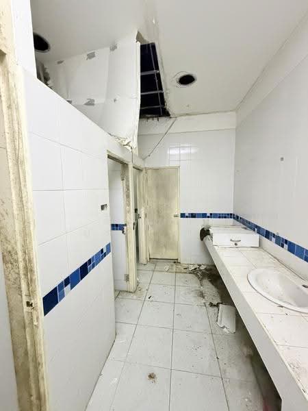 ขายอาคารธนาคารกรุงไทยเก่า อุดรธานี, Udon Thani, Nong Bua, Muang Udon Thani, Udon Thani, , 600 sqm, Office Space For Sale, by อภิรัตน์ ประวิเศษ, 500535332 - DDproperty.com