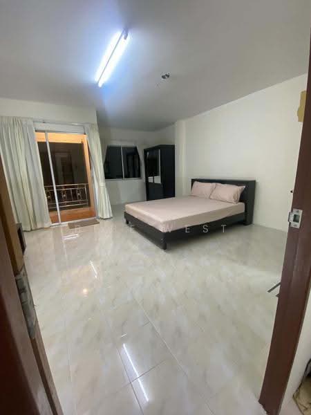 ตัวเมืองภูเก็ต, ภูเก็ต, ตลาดใหญ่, เมืองภูเก็ต, ภูเก็ต, 28 ตร.ม., ทาวน์เฮ้าส์ ให้เช่า, โดย Bebe West, 500535399 - DDproperty.com
