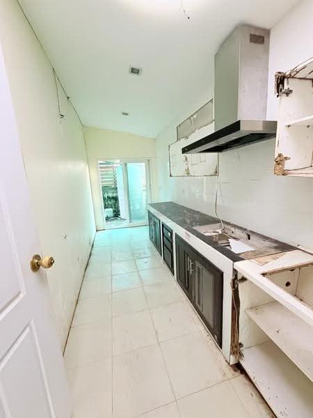 โมเดริน วิลล์, Udon Thani, Nong Bua, Muang Udon Thani, Udon Thani, 3 Bedrooms, 240 sqm, Single Detached House For Sale, by อภิรัตน์ ประวิเศษ, 500535409 - DDproperty.com