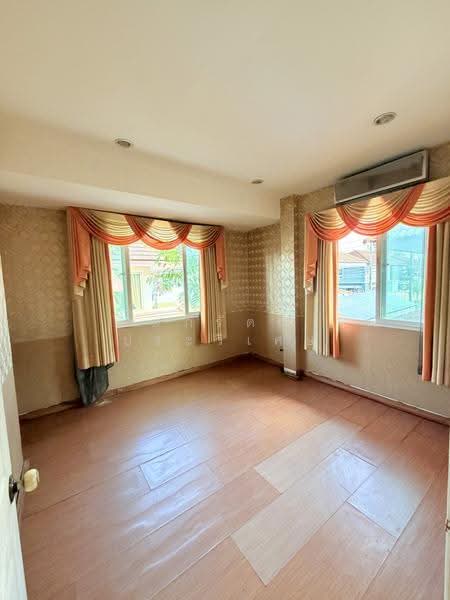 โมเดริน วิลล์, Udon Thani, Nong Bua, Muang Udon Thani, Udon Thani, 3 Bedrooms, 240 sqm, Single Detached House For Sale, by อภิรัตน์ ประวิเศษ, 500535409 - DDproperty.com
